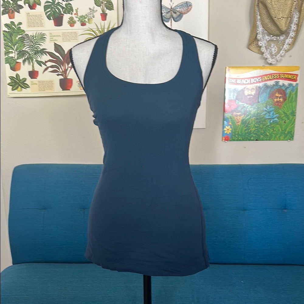 Lululemon navy blue tank top